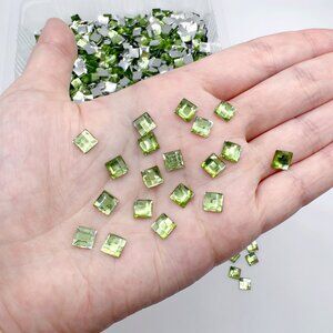 500 PCS Green Square Flatback Rhinestones 5.8mm – Nail Art & DIY Craft Gems